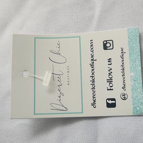 Black Scalloped Women's Swimsuit - Picture 4 of 7